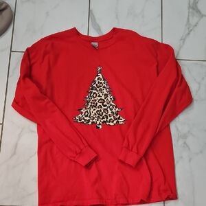 Gildan Long Sleeve Tee with Leopard Christmas Tree